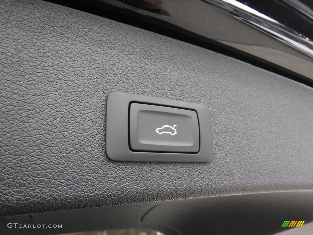 2016 Q5 2.0 TFSI Premium quattro - Mythos Black Metallic / Black photo #36
