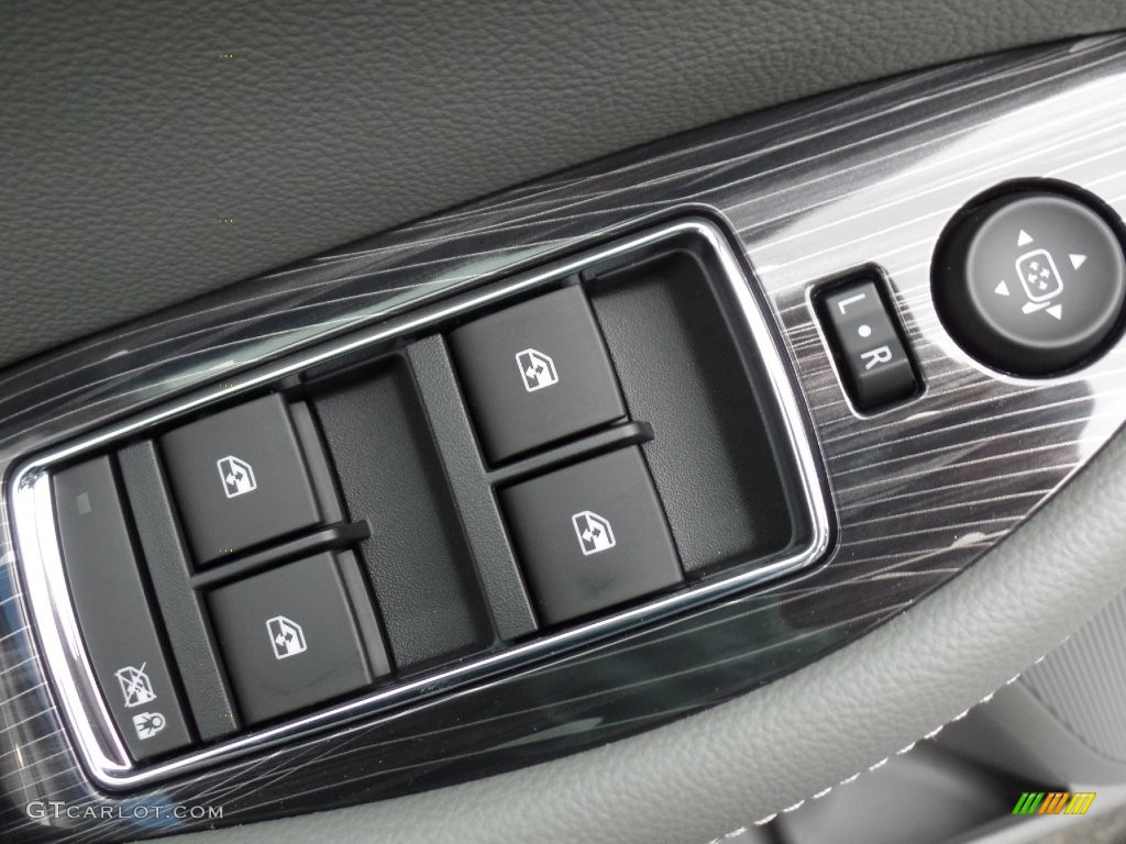 2016 Chevrolet Impala LT Controls Photo #109433070