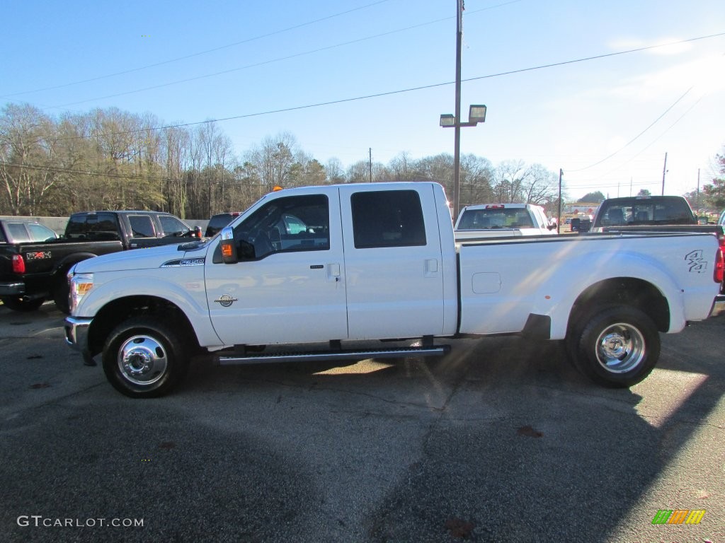 2012 F350 Super Duty Lariat Crew Cab 4x4 Dually - Oxford White / Black photo #3