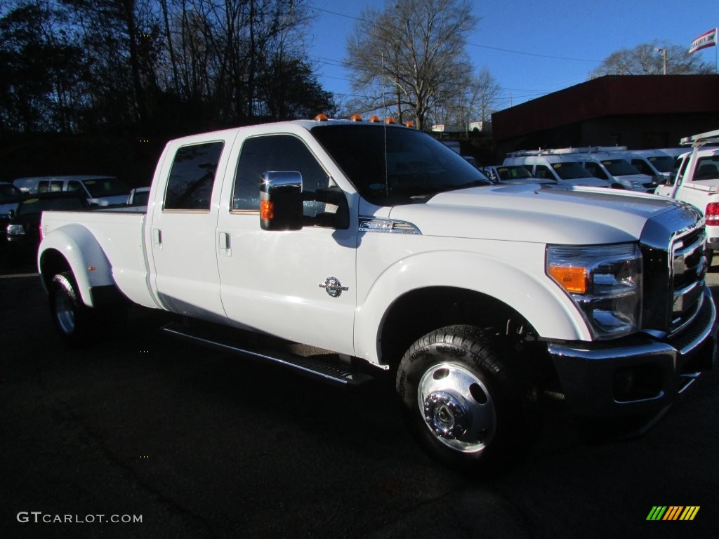 2012 F350 Super Duty Lariat Crew Cab 4x4 Dually - Oxford White / Black photo #6