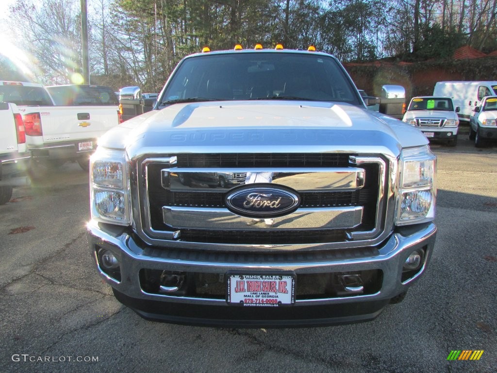 2012 F350 Super Duty Lariat Crew Cab 4x4 Dually - Oxford White / Black photo #11