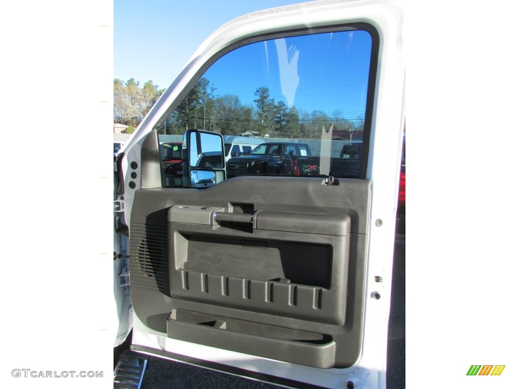 2012 F350 Super Duty Lariat Crew Cab 4x4 Dually - Oxford White / Black photo #15