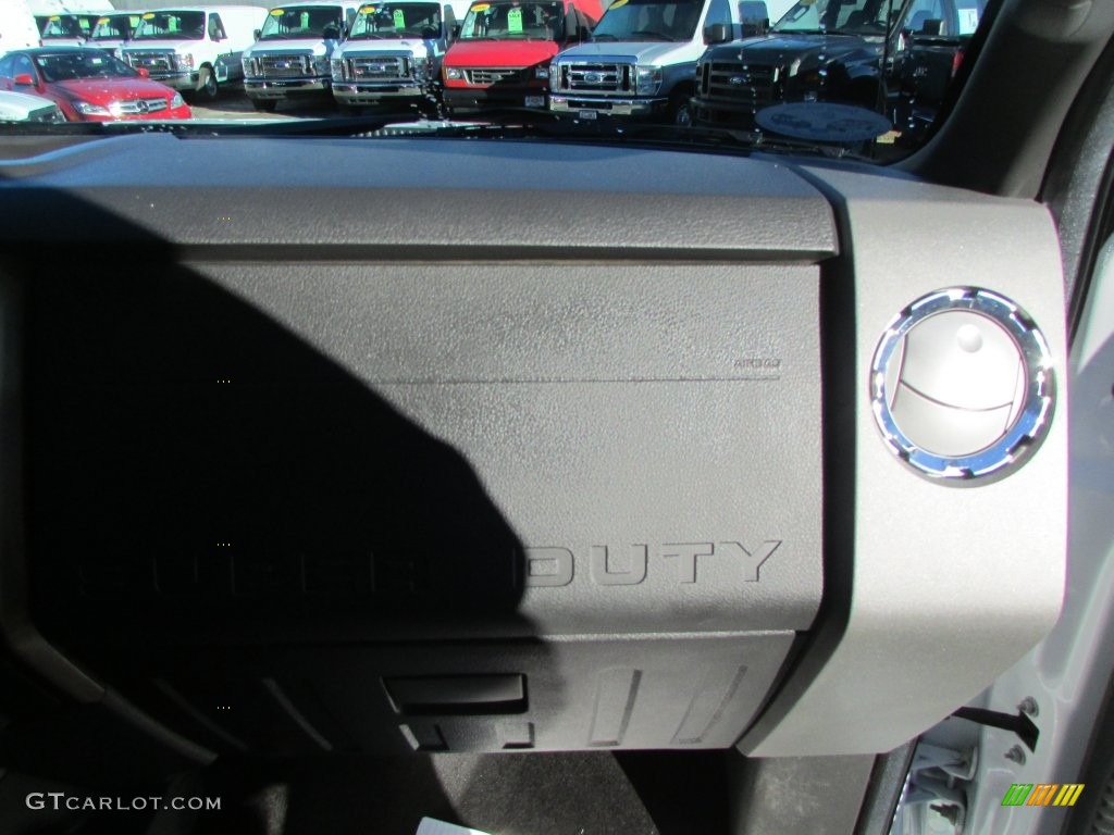 2012 F350 Super Duty Lariat Crew Cab 4x4 Dually - Oxford White / Black photo #21