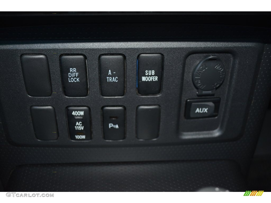 2007 FJ Cruiser 4WD - Black Cherry Pearl / Dark Charcoal photo #17