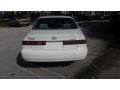 Super White - Camry CE Photo No. 4