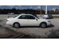 Super White - Camry CE Photo No. 6