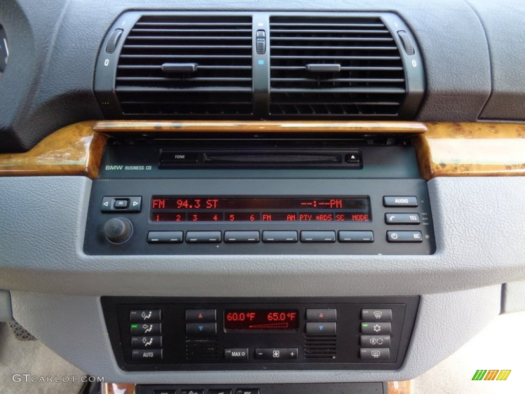 2002 BMW X5 3.0i Controls Photo #109442793