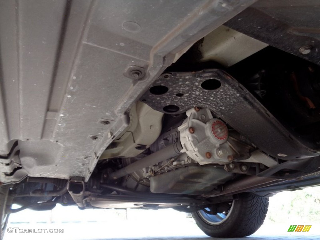 2002 BMW X5 3.0i Undercarriage Photo #109443203