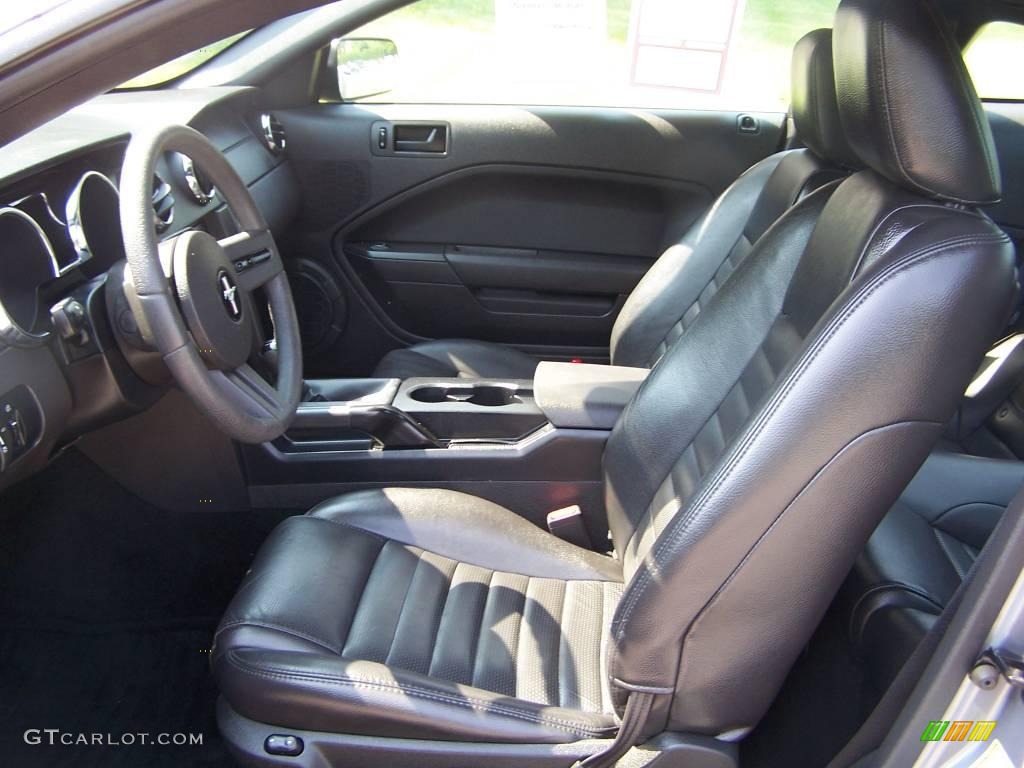 2006 Mustang GT Premium Coupe - Tungsten Grey Metallic / Dark Charcoal photo #18