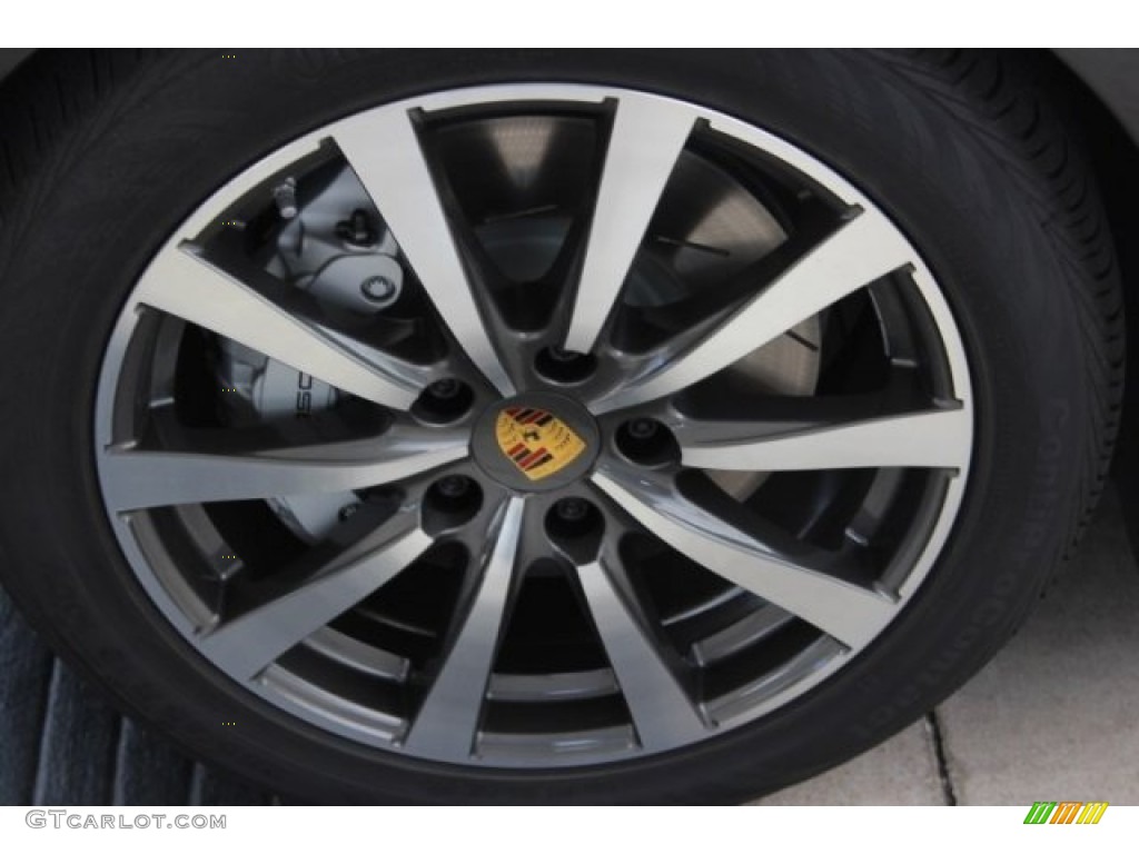 2016 Porsche Panamera S Wheel Photos
