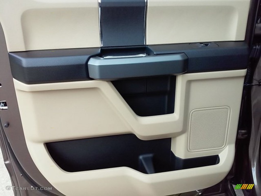 2015 F150 XLT SuperCrew - Caribou Metallic / Medium Light Camel photo #15