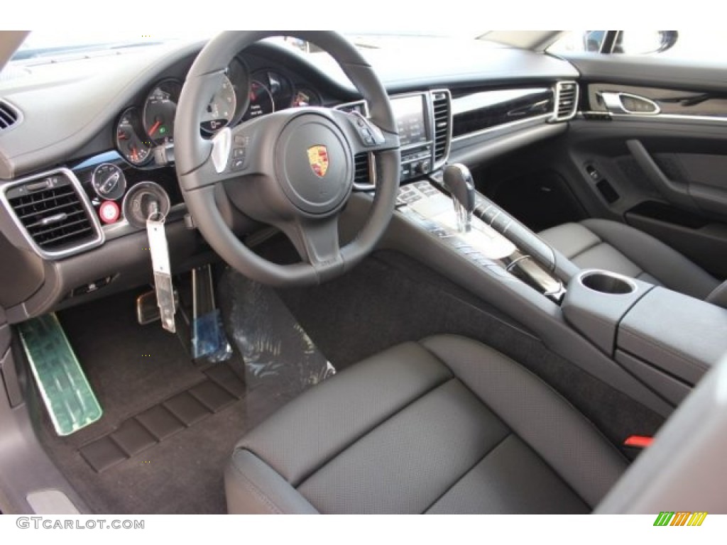 Black Interior 2016 Porsche Panamera S Photo #109446594