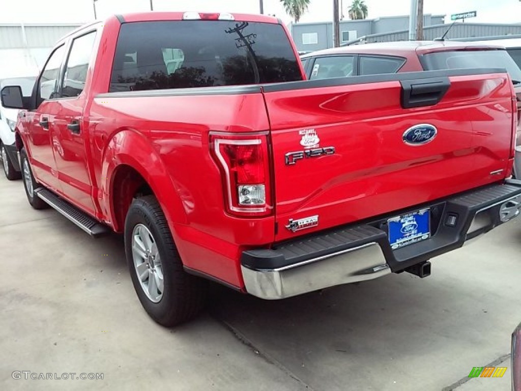 2015 F150 XLT SuperCrew - Race Red / Medium Earth Gray photo #9