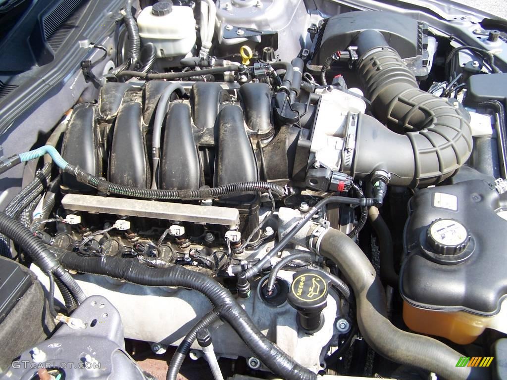 2006 Mustang GT Premium Coupe - Tungsten Grey Metallic / Dark Charcoal photo #36