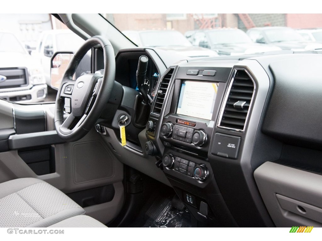 2016 F150 XLT SuperCab 4x4 - Blue Jeans / Medium Earth Gray photo #7