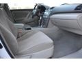 Super White - Camry LE Photo No. 16