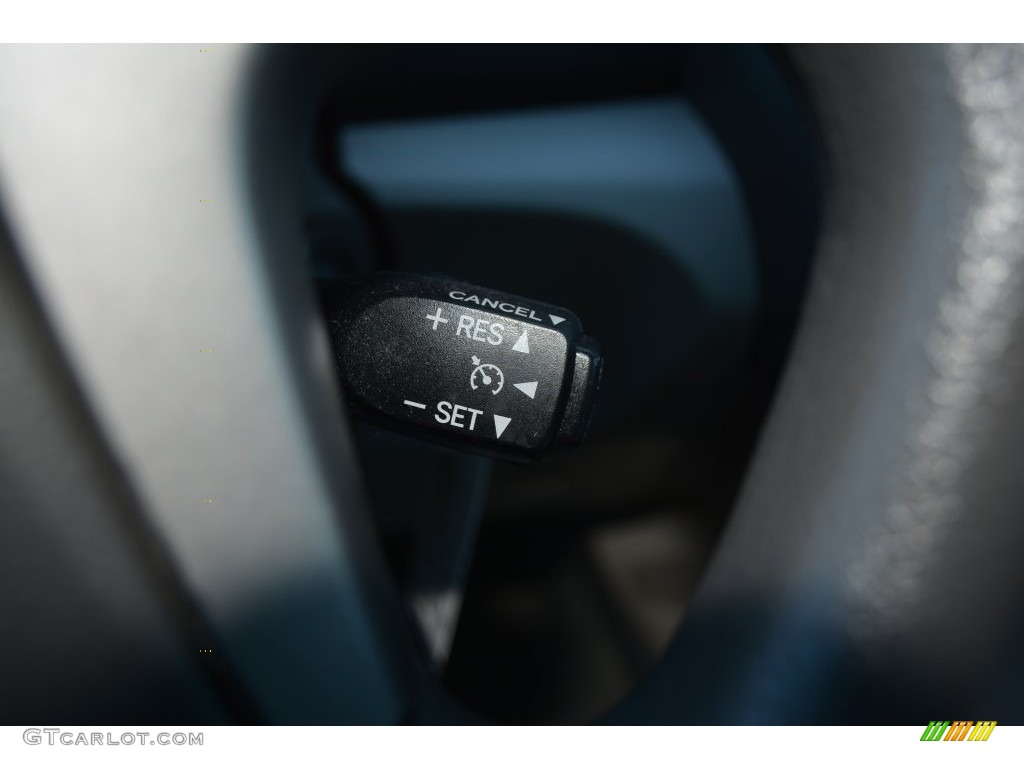 2010 Camry LE - Super White / Bisque photo #21