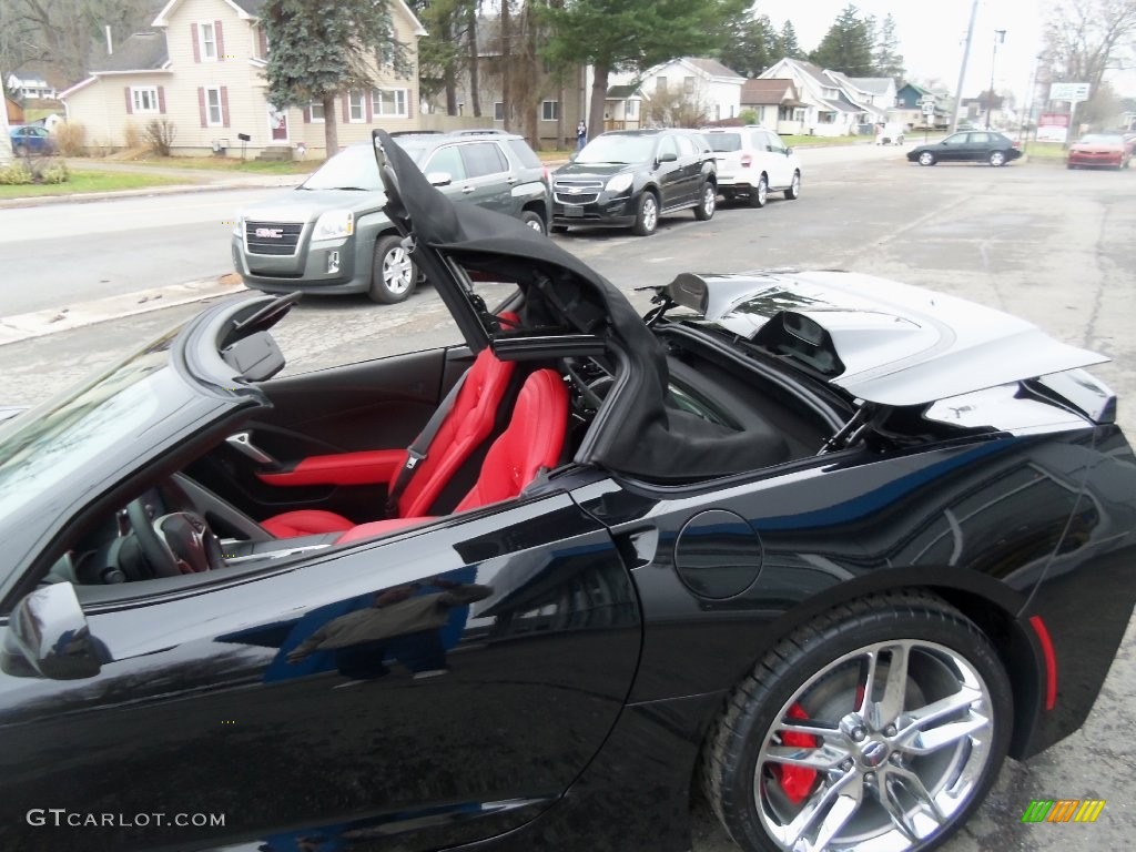 2016 Corvette Stingray Convertible - Black / Adrenaline Red photo #40