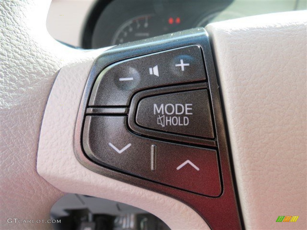 2014 Sienna LE - Silver Sky Metallic / Light Gray photo #24