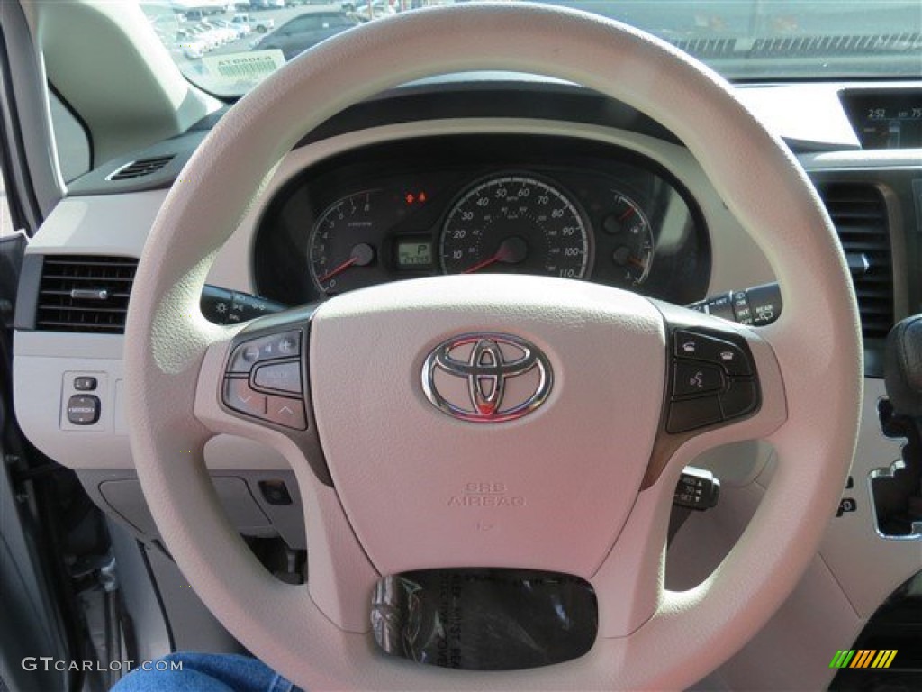 2014 Sienna LE - Silver Sky Metallic / Light Gray photo #25