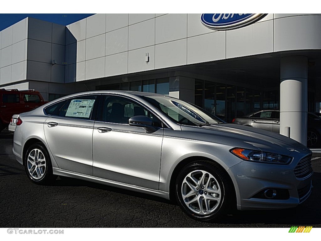 2016 Fusion SE - Ingot Silver Metallic / Charcoal Black photo #1