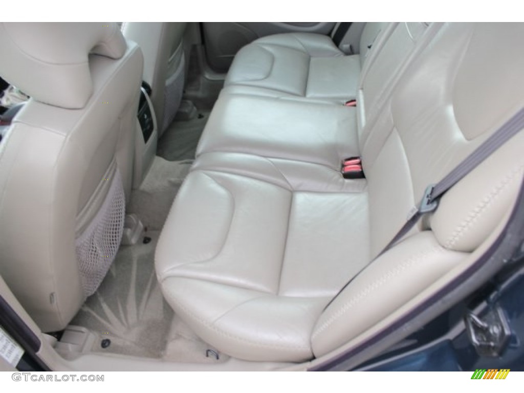 2005 XC70 AWD - Barents Blue Metallic / Taupe photo #17
