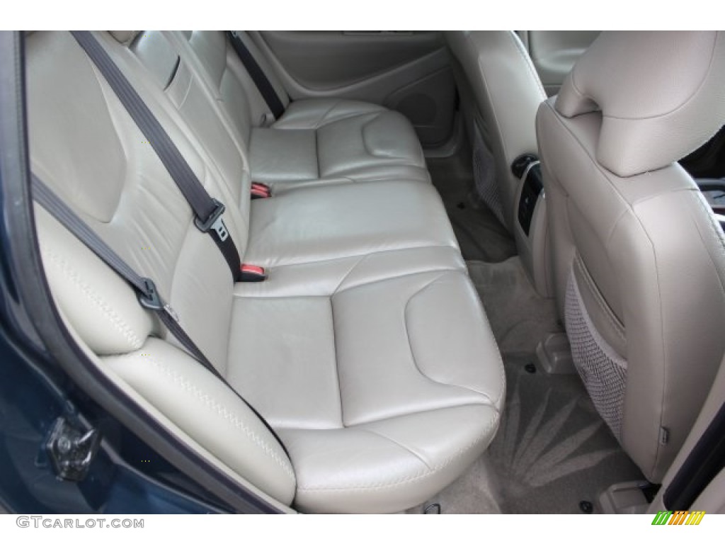 2005 XC70 AWD - Barents Blue Metallic / Taupe photo #21