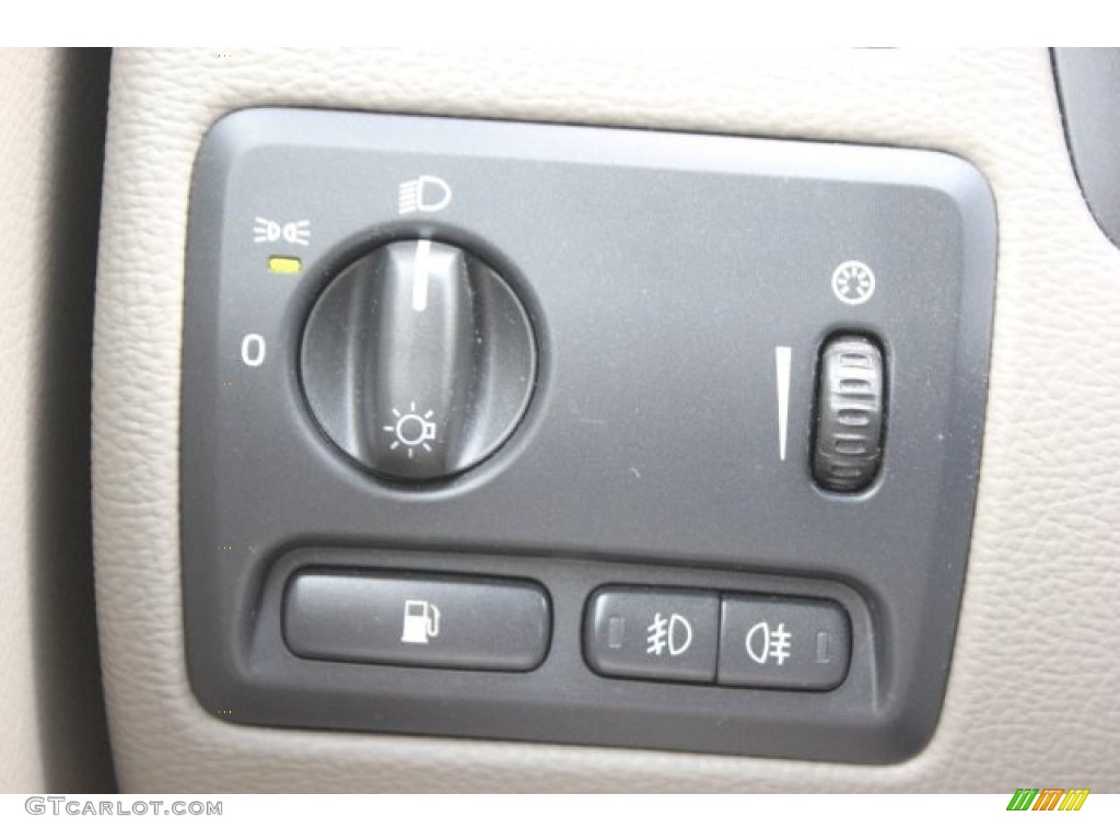 2005 XC70 AWD - Barents Blue Metallic / Taupe photo #38