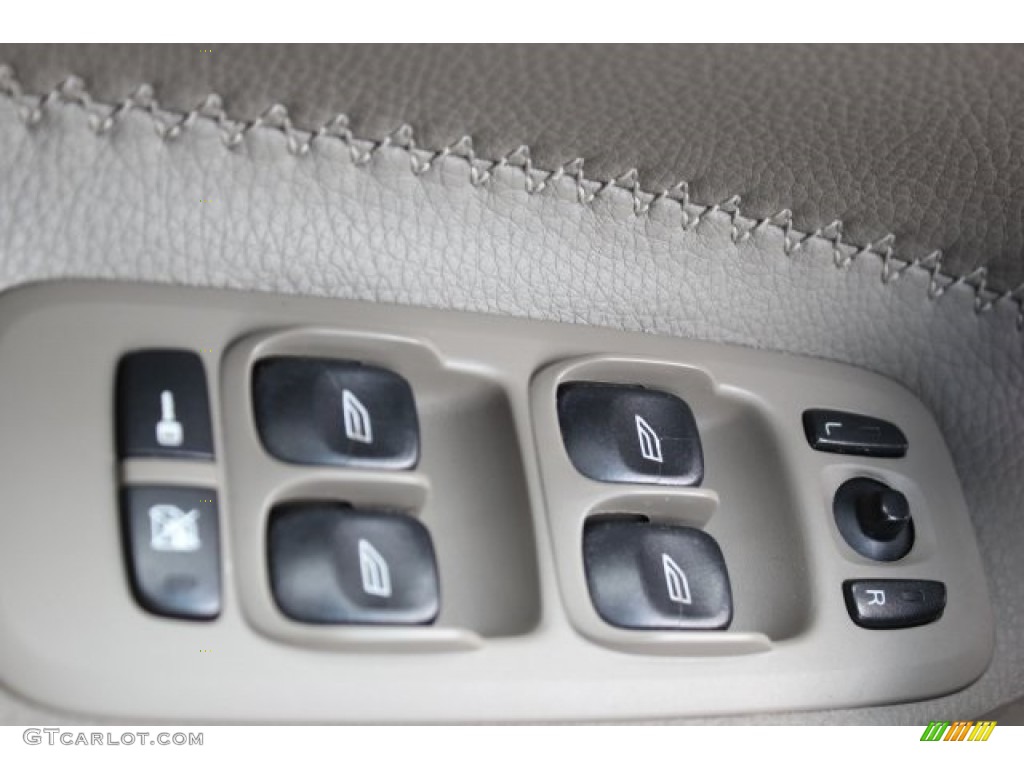 2005 XC70 AWD - Barents Blue Metallic / Taupe photo #39