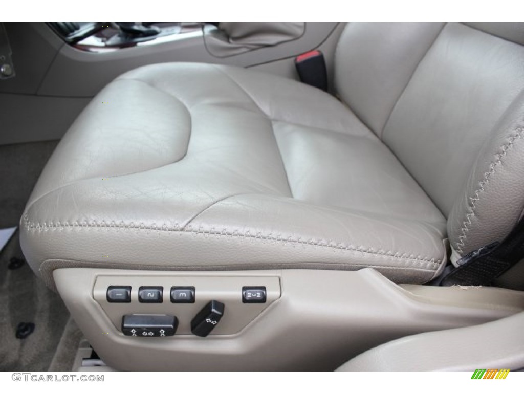 2005 XC70 AWD - Barents Blue Metallic / Taupe photo #44