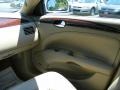 2006 White Opal Buick Lucerne CXS  photo #14