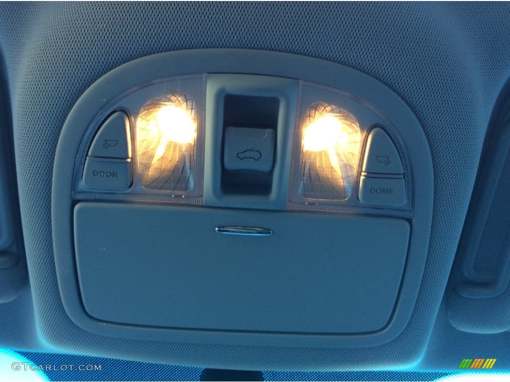 2010 Santa Fe SE 4WD - Pearl White / Cocoa Black photo #13