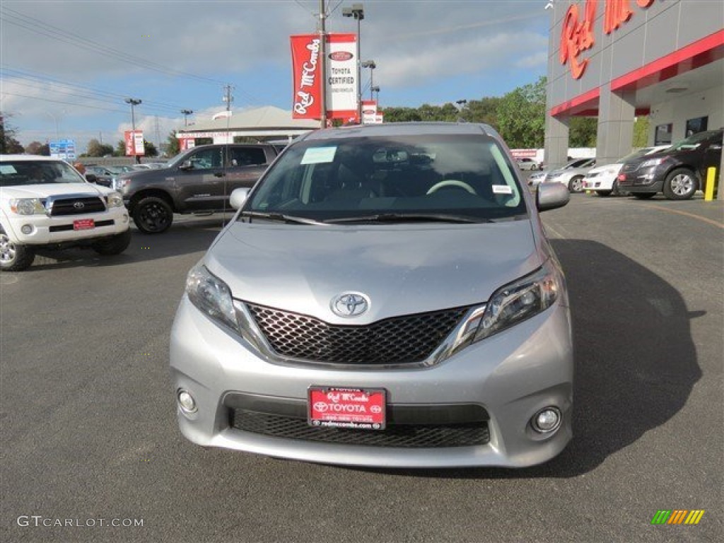 2012 Sienna SE - Predawn Gray Mica / Dark Charcoal photo #3