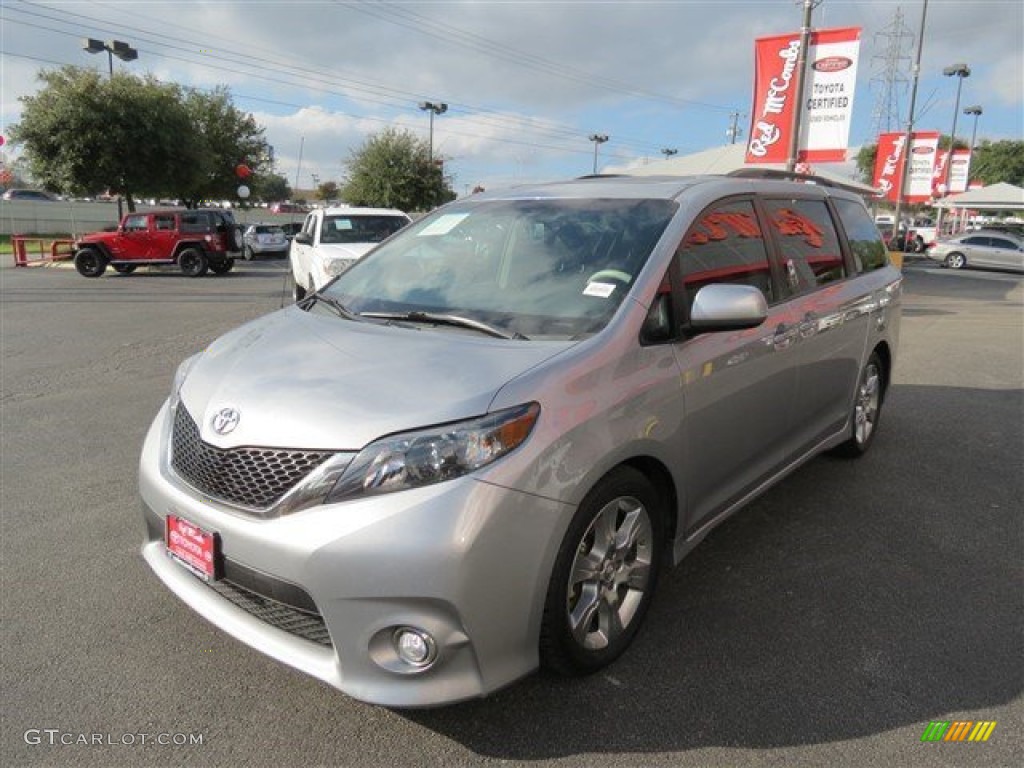 2012 Sienna SE - Predawn Gray Mica / Dark Charcoal photo #4
