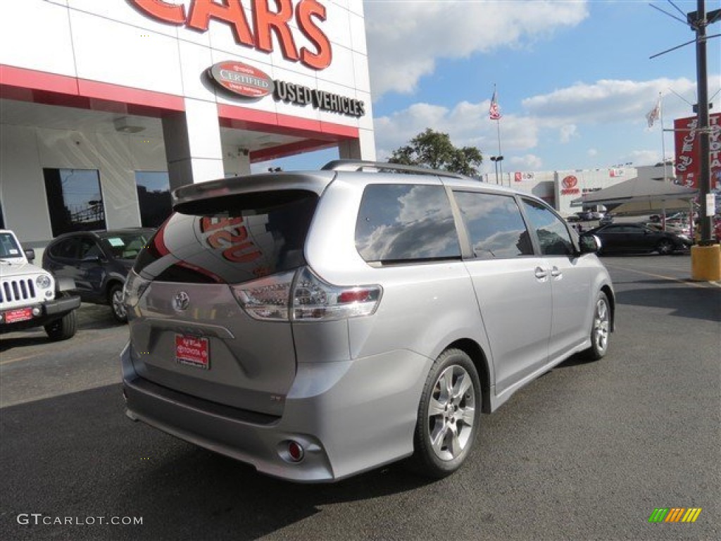 2012 Sienna SE - Predawn Gray Mica / Dark Charcoal photo #8