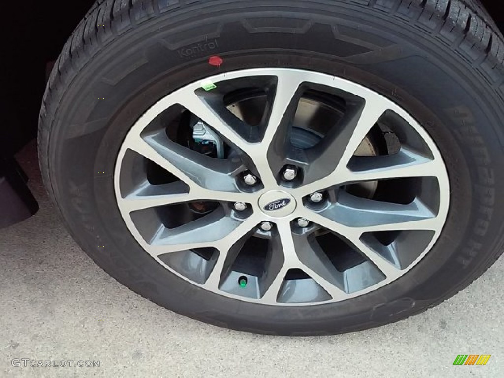 2016 Expedition XLT - Blue Jeans Metallic / Dune photo #3