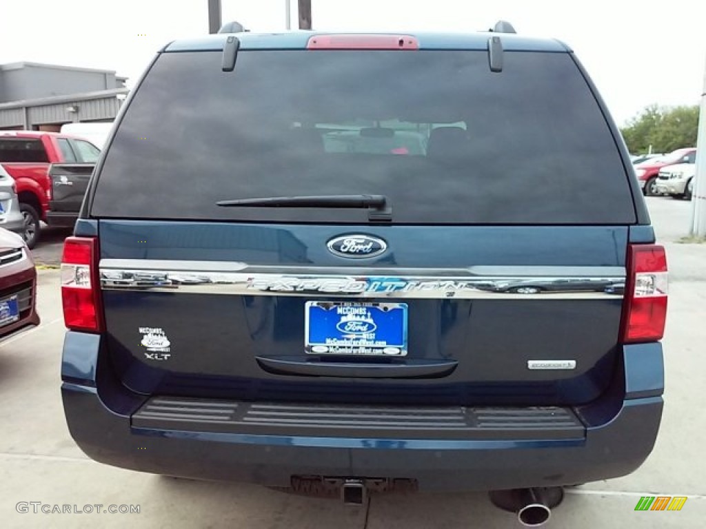 2016 Expedition XLT - Blue Jeans Metallic / Dune photo #14