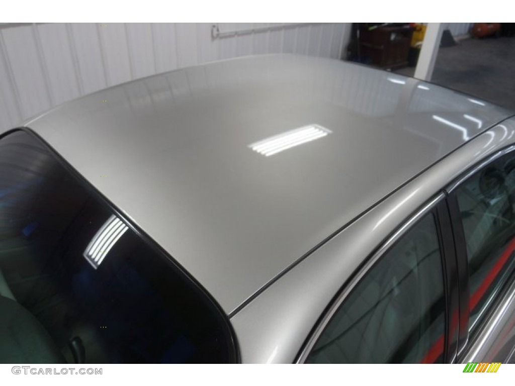 2004 LeSabre Custom - Platinum Metallic / Medium Gray photo #84