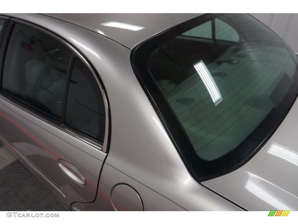 2004 LeSabre Custom - Platinum Metallic / Medium Gray photo #85