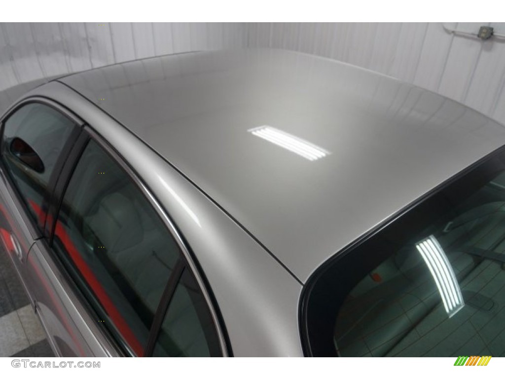 2004 LeSabre Custom - Platinum Metallic / Medium Gray photo #86