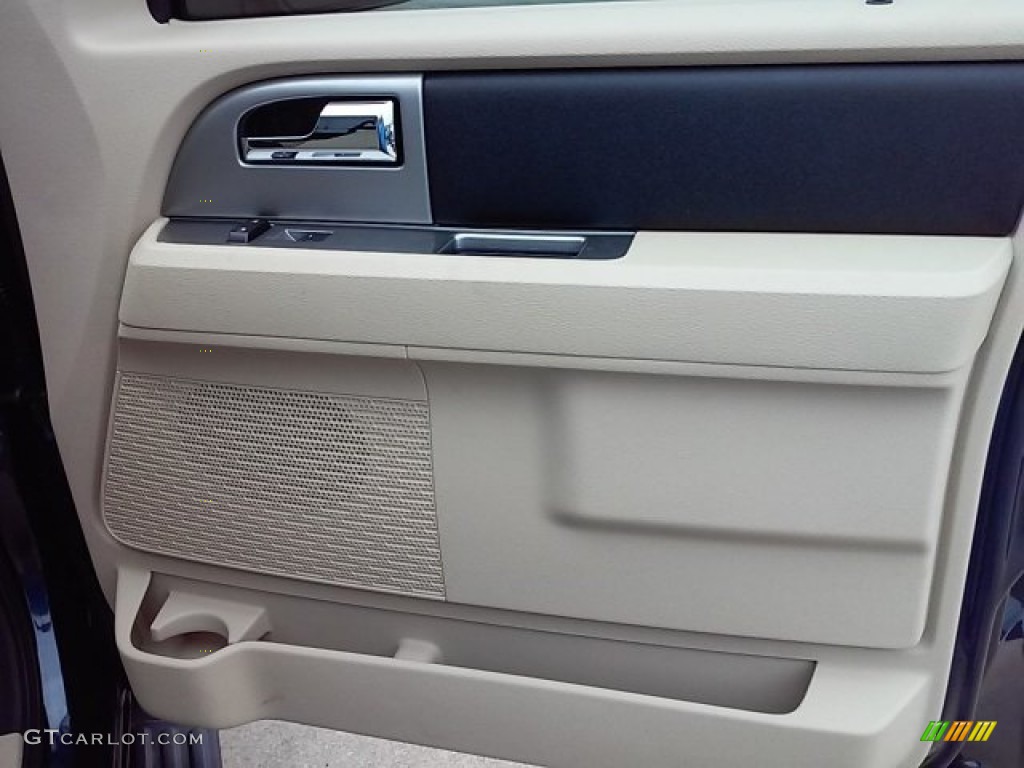 2016 Expedition XLT - Blue Jeans Metallic / Dune photo #23