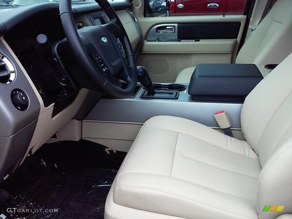 2016 Expedition XLT - Blue Jeans Metallic / Dune photo #32
