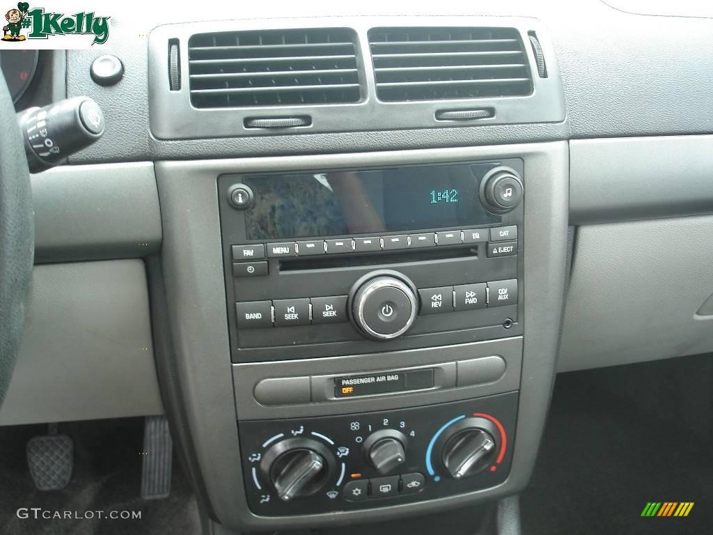 2007 Cobalt LS Coupe - Laser Blue Metallic / Gray photo #17