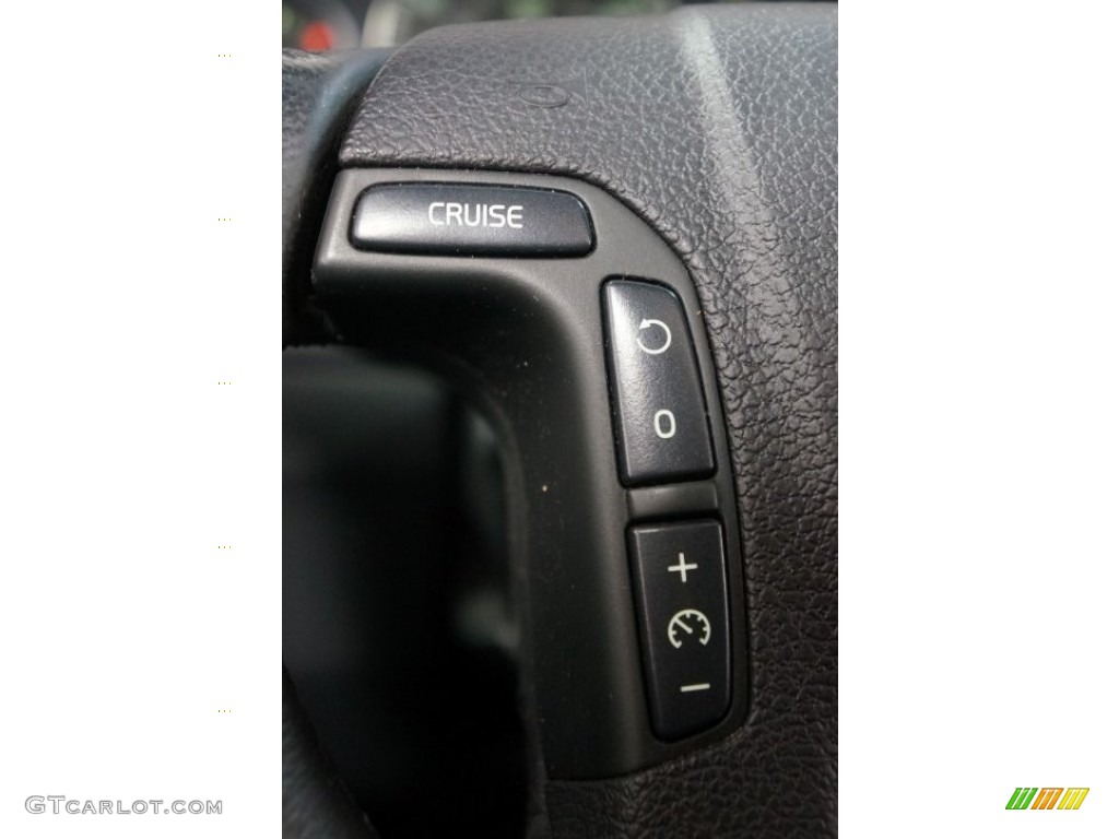 2004 V70 2.5T - Nautic Blue Metallic / Taupe photo #29