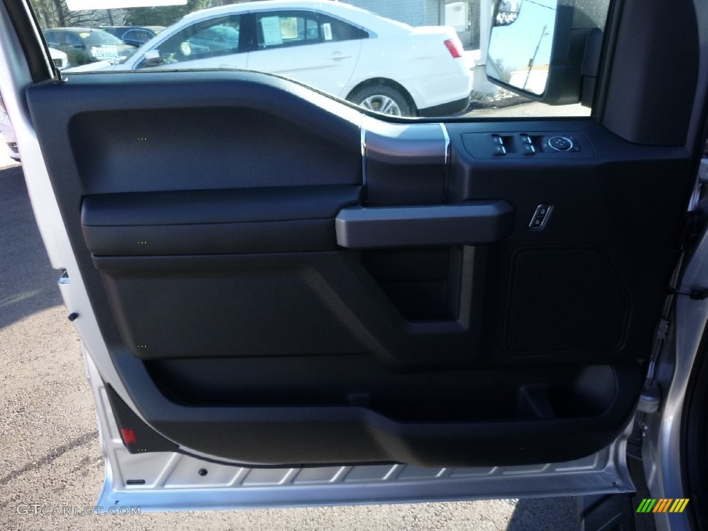 2016 F150 XLT SuperCab 4x4 - Ingot Silver / Black photo #13
