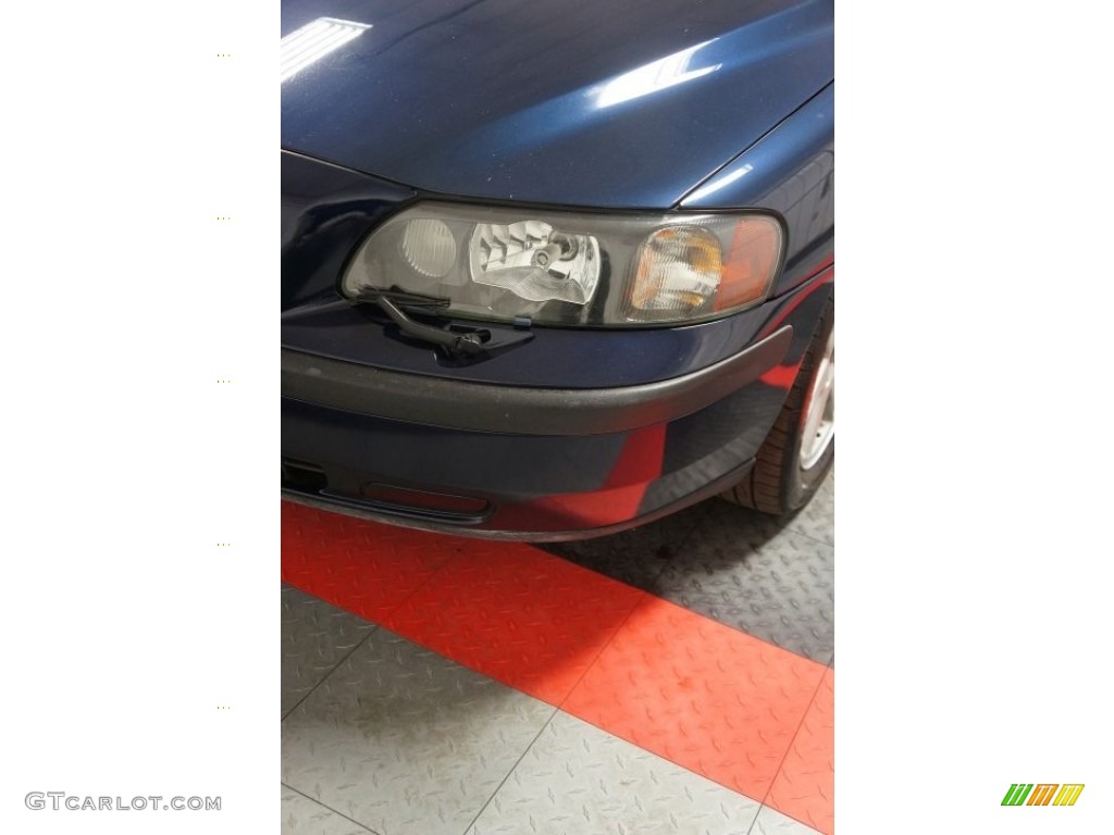 2004 V70 2.5T - Nautic Blue Metallic / Taupe photo #48