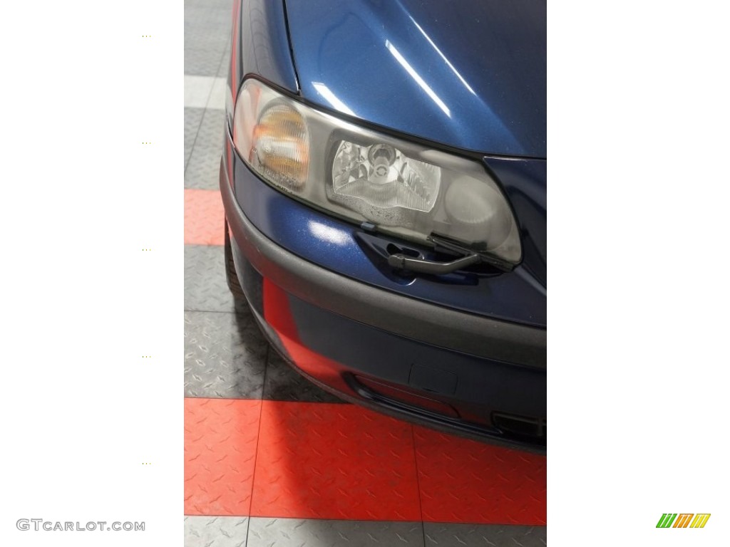 2004 V70 2.5T - Nautic Blue Metallic / Taupe photo #50
