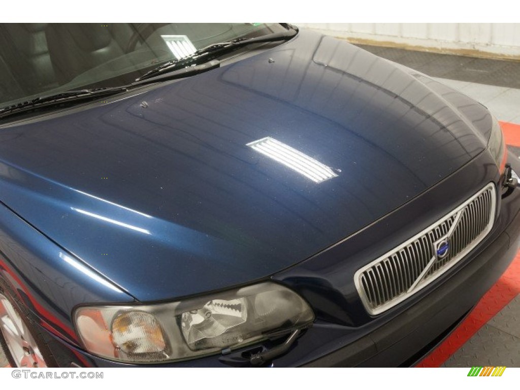 2004 V70 2.5T - Nautic Blue Metallic / Taupe photo #53
