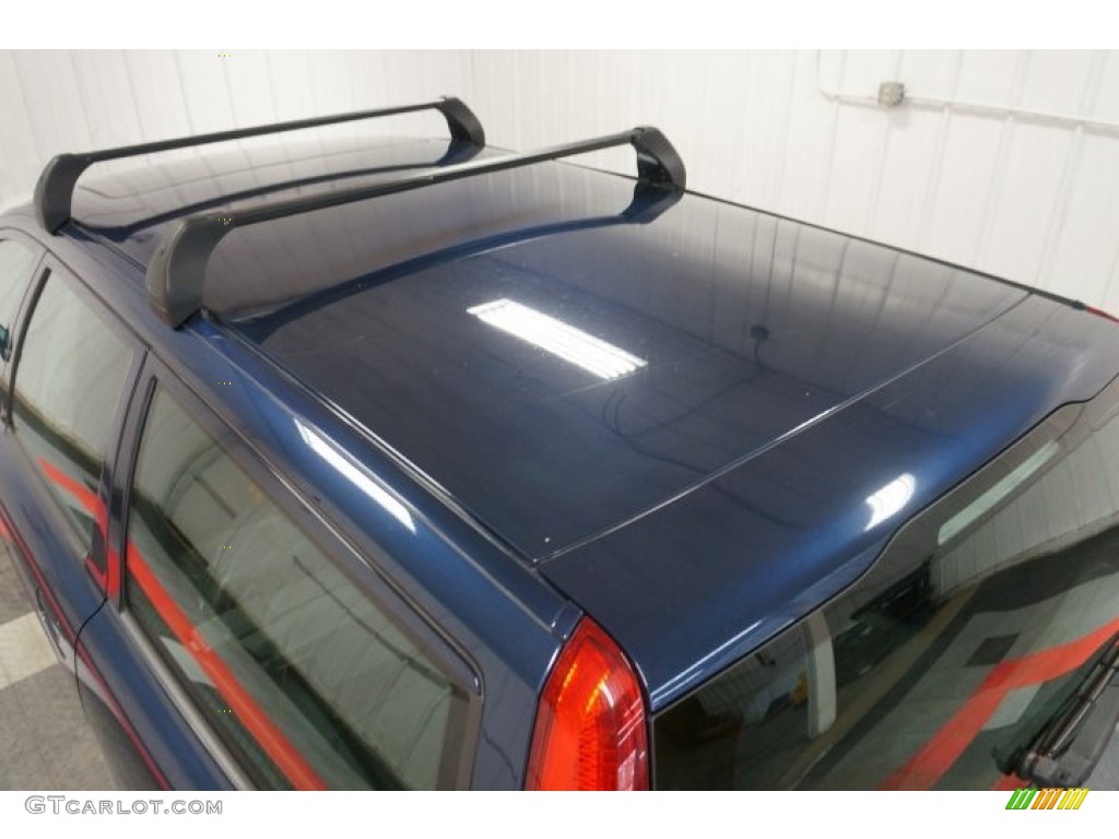 2004 V70 2.5T - Nautic Blue Metallic / Taupe photo #83