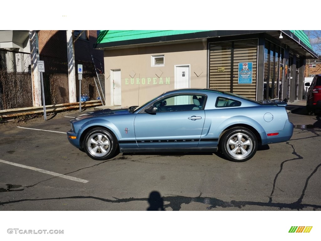 2008 Mustang V6 Deluxe Coupe - Windveil Blue Metallic / Light Graphite photo #3